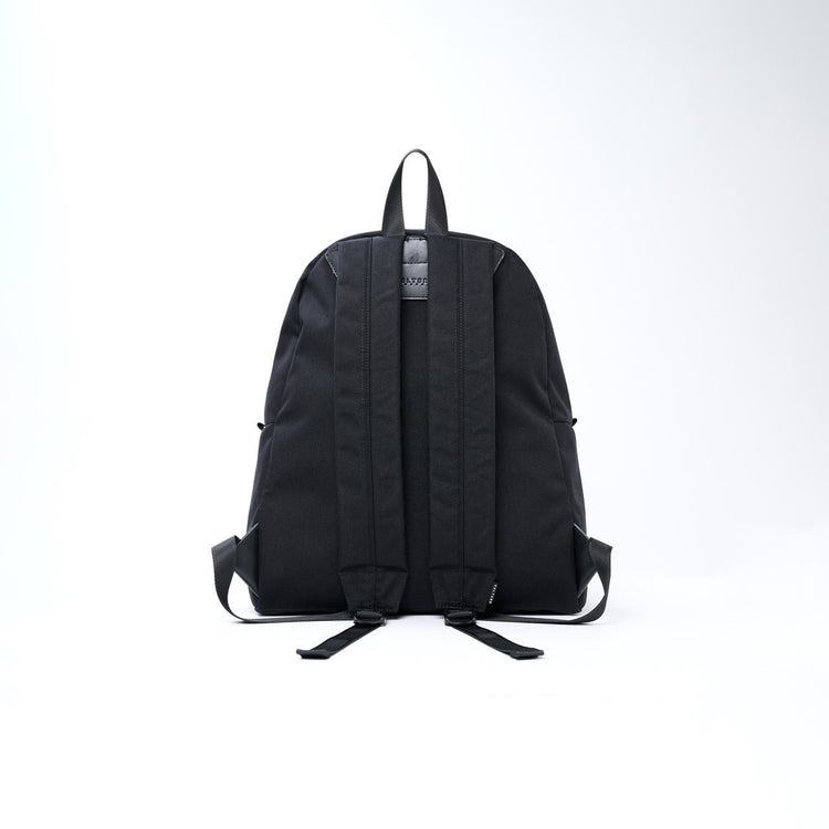 Essential Daypack