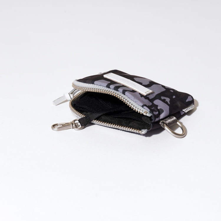 Utility Crossbody Multi Strap Trebark Camo (Mini Wallet/Pouch/Smart Phone Holder)