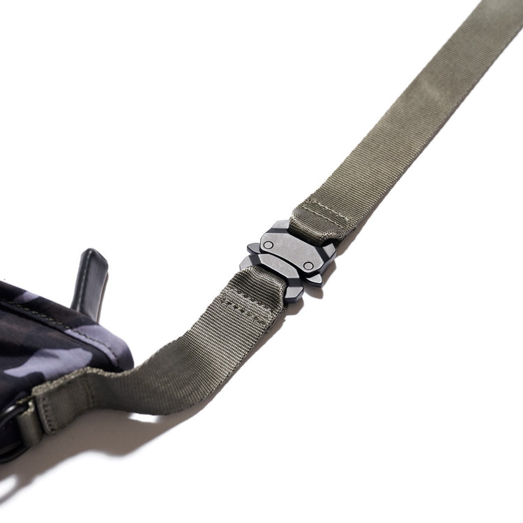 Cobra Lock Mini Sling Bag Trebark Camo