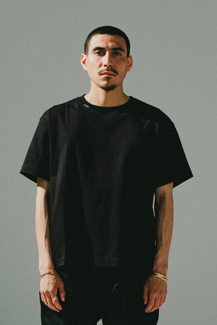 Authentic Solid T-shirts Black